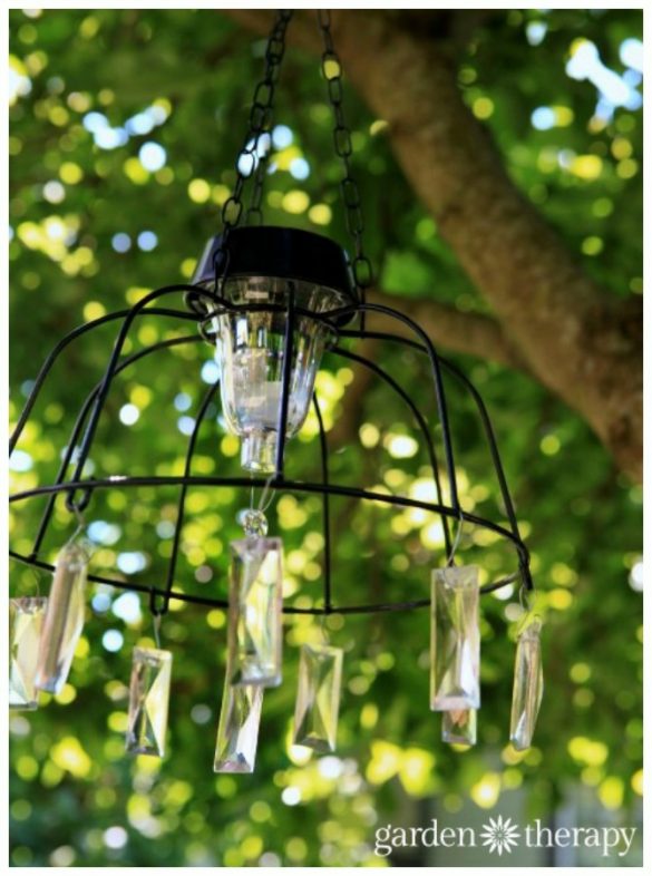 DIY Solar Light Craft Ideas For Home and Garden Lighting
